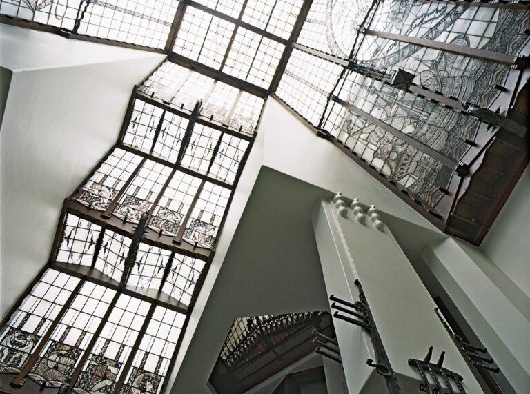 Kentie Architecten - Stained glass staircase